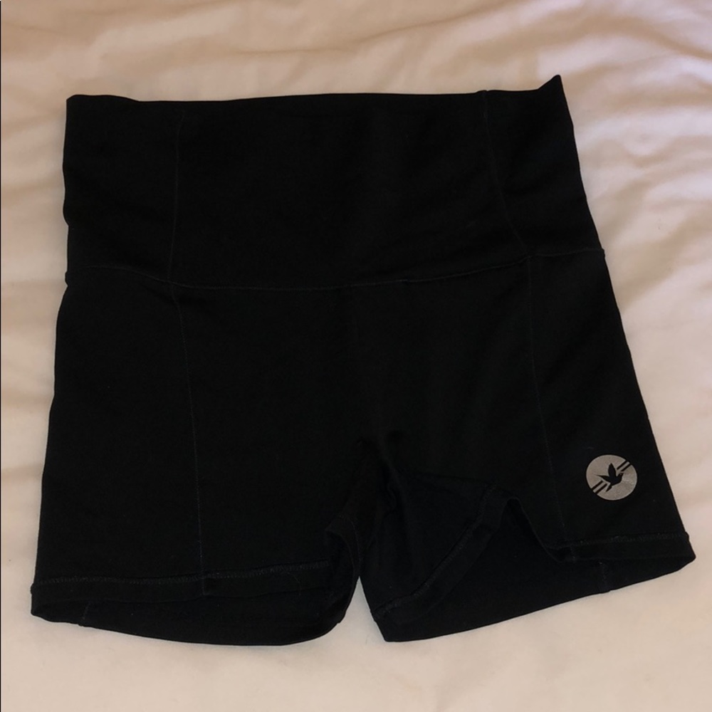 Aerie fit Yoga workout shorts size small